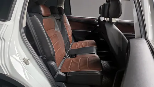Volkswagen 티구안 올스페이스 2.0 TSI 2023 12