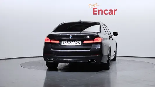 BMW 5 Series (G30) 523d M 2021 4