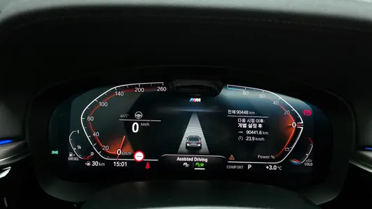 BMW 5 Series (G30) 523d M 2021 8