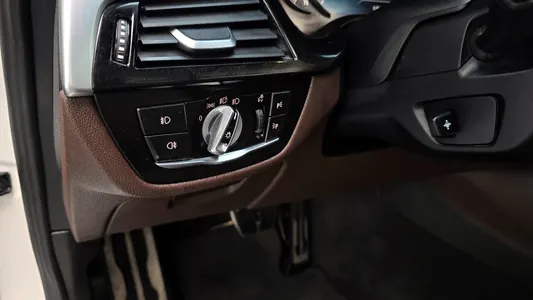 BMW 5 Series (G30) 530i M 2018 13