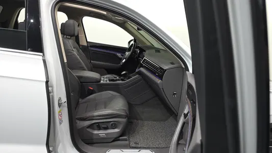 Volkswagen 3 3.0 TDI 2023 11