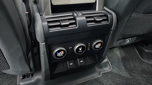 Land Rover (L663) 130 P400 X- HSE 2023 19