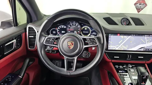 Porsche (PO536) 3.0 2019 13