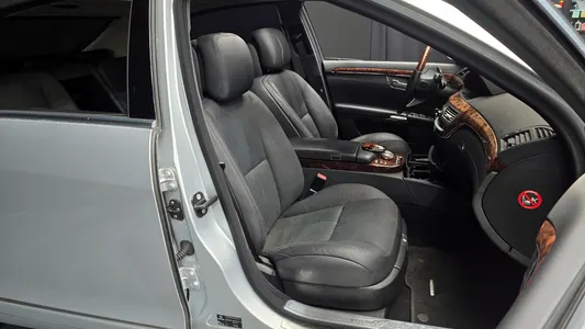 Mercedes-Benz S-Class W221 S600L 2007 12