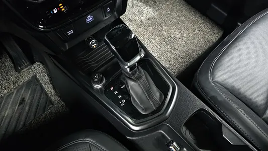 KG Mobility 티볼리 에어 1.5 A3 2WD 2020 9