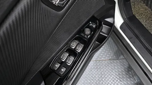 KG Mobility 티볼리 에어 1.5 A3 2WD 2020 12