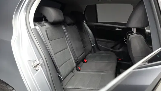 Volkswagen 6 1.6 TDI 2011 12