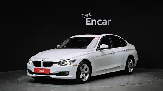 BMW 3 Series (F30) 328i 2012