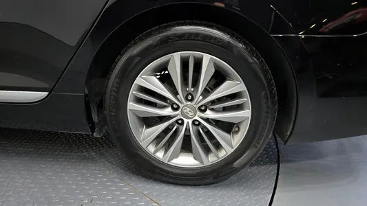 Hyundai Grandeur HG LPG HG300 2016 27