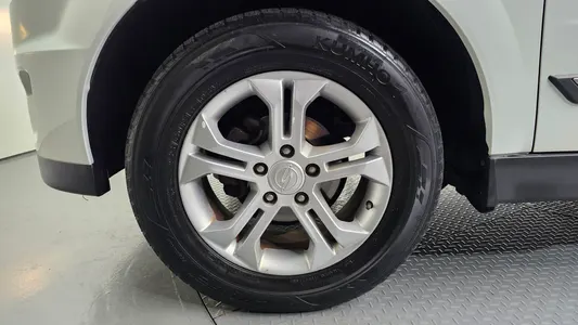 KG Mobility 코란도 스포츠 CX7 4WD 2014 5