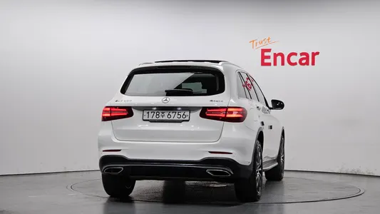 Mercedes-Benz GLC-Class X253 GLC300 4MATIC AMG Line 2019 4