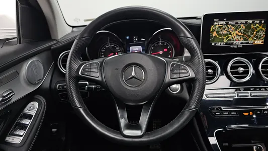 Mercedes-Benz GLC-Class X253 GLC300 4MATIC AMG Line 2019 13