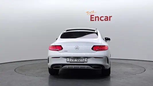 Mercedes-Benz C-Class W205 C200 2016 4