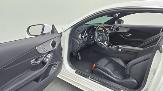 Mercedes-Benz C-Class W205 C200 2016 10