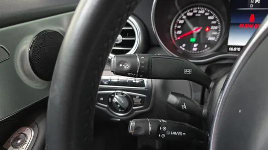 Mercedes-Benz C-Class W205 C200 2016 16