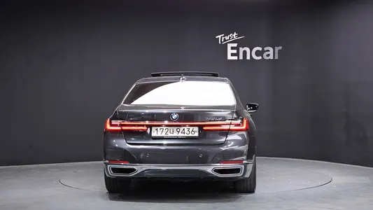 BMW 7 Series (G11) 740Ld xDrive 2019 4