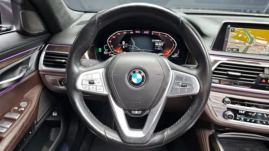 BMW 7 Series (G11) 740Ld xDrive 2019 12