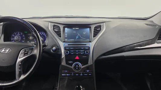 Hyundai Grandeur HG HG300 2014 17