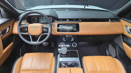 Land Rover 레인지로버 벨라 3.0 P400 R- HSE 2022 7