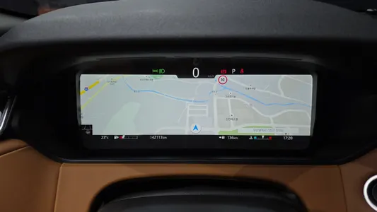 Land Rover 레인지로버 벨라 3.0 P400 R- HSE 2022 8