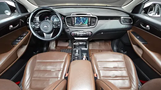 Kia Sorento 2.0 2WD 2016 7