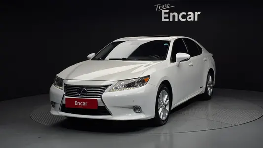 Lexus ES300h 2013