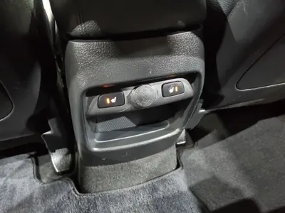 Kia R 2.0 2WD 2013 17