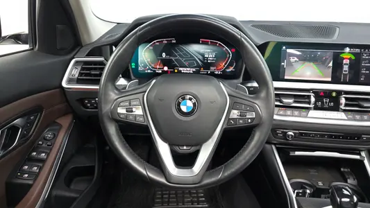 BMW 3 Series (G20) 320d 2019 12