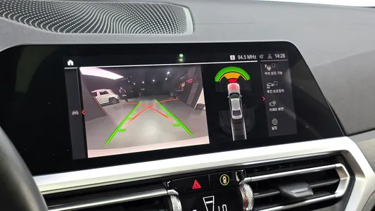 BMW 3 Series (G20) 320d 2019 14