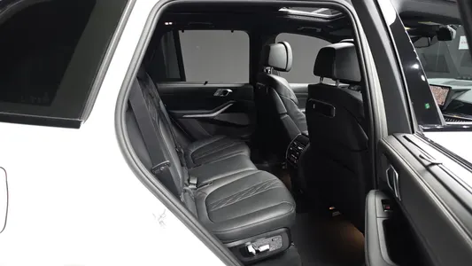 BMW X5 (G05) xDrive 40i M 2025 12