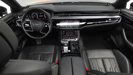 Audi A8 (D5) 55 TFSI LWB 2021 7