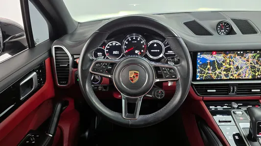 Porsche (PO536) 3.0 2019 14