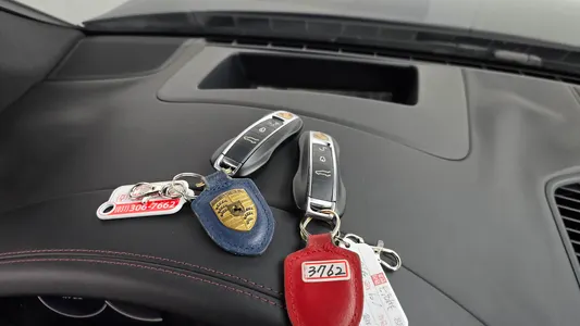 Porsche (PO536) 3.0 2019 16