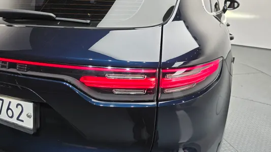 Porsche (PO536) 3.0 2019 23