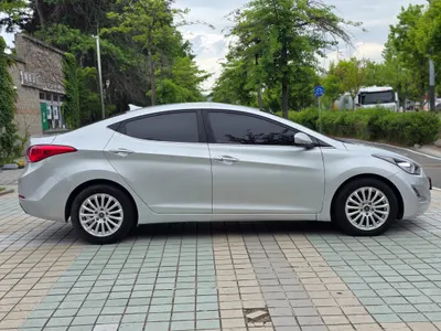 Hyundai 아반떼 1.6 VGT 2013 7