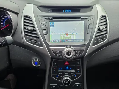 Hyundai 아반떼 1.6 VGT 2013 15