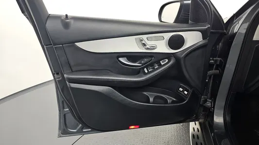 Mercedes-Benz GLC-Class X253 GLC350e 4MATIC 2018 24