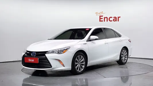 Toyota LE 2016