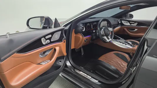 Mercedes-Benz AMG GT 4 43 4MATIC+ 2021 10