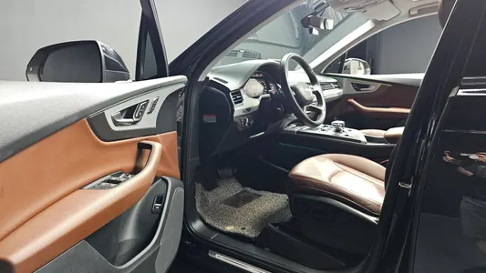 Audi Q7 (4M) 45 TFSI 2019 10