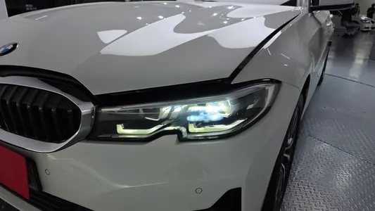BMW 3 Series (G20) 320i 2021 22