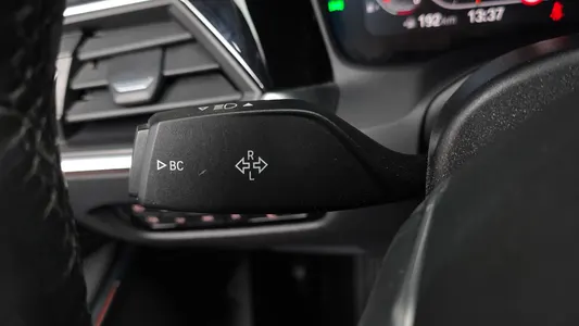 BMW 3 Series (G20) 320i 2021 28