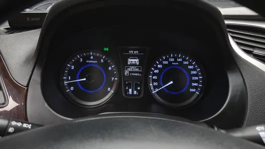 Hyundai Grandeur HG LPG HG300 2013 8