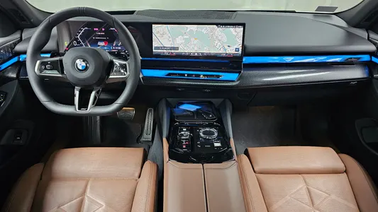 BMW 5 Series (G60) 530i xDrive M 2025 6