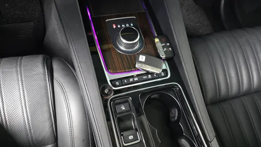 Jaguar F-PACE 20d 2018 9