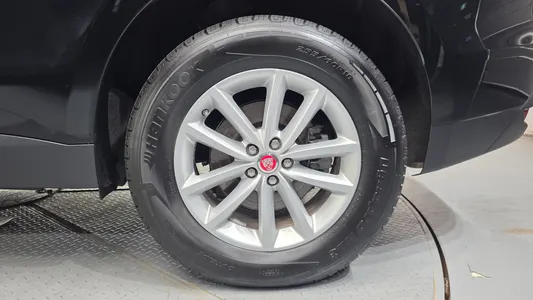 Jaguar F-PACE 20d 2018 21