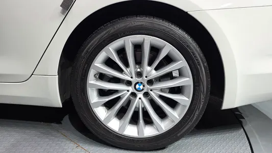 BMW 5 Series (G30) 520d 2018 22