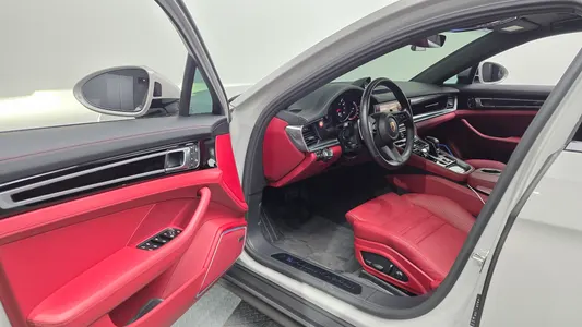 Porsche (971) 2.9 AWD 2023 10