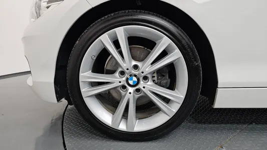 BMW 1 Series (F20) 118d 5 2019 4