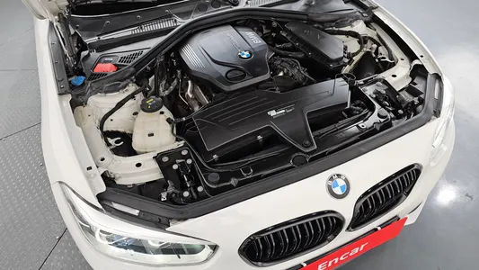 BMW 1 Series (F20) 118d 5 2019 5